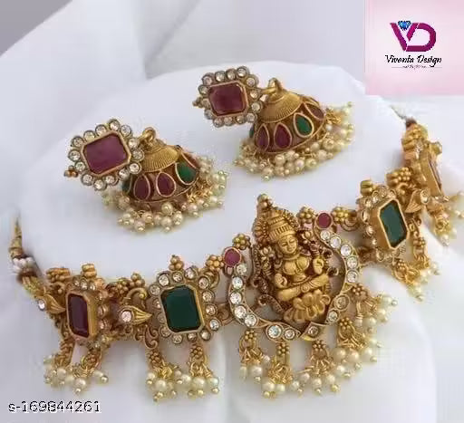 Traditional South Indian Lakshmi Temple Jewellery Set with Gold Plating & Pearls